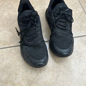 Nike Men's All-Black Athletic Sneakers